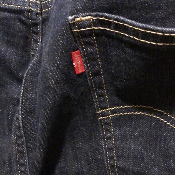Levi’s 541 Jeans - Picture 4 of 5